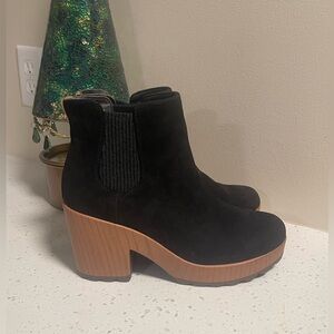 New Dr. Scholls Booties